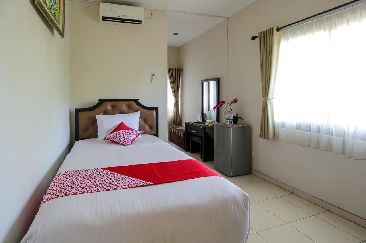 Oyo 734 Tuban Torres Accomodation Kuta  Exterior photo