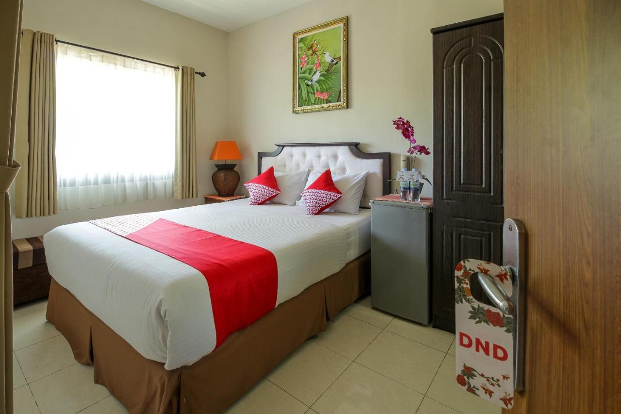 Oyo 734 Tuban Torres Accomodation Kuta  Exterior photo