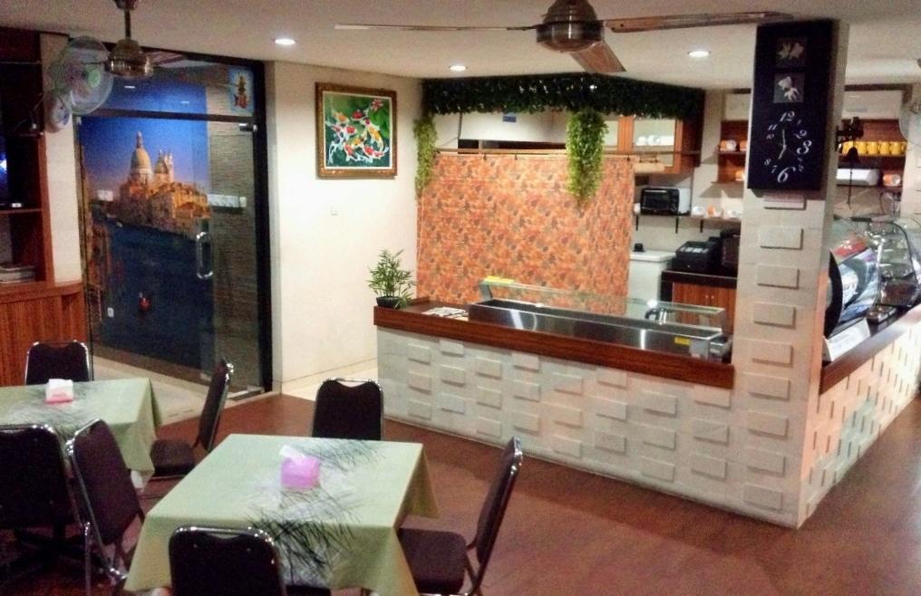 Oyo 734 Tuban Torres Accomodation Kuta  Exterior photo