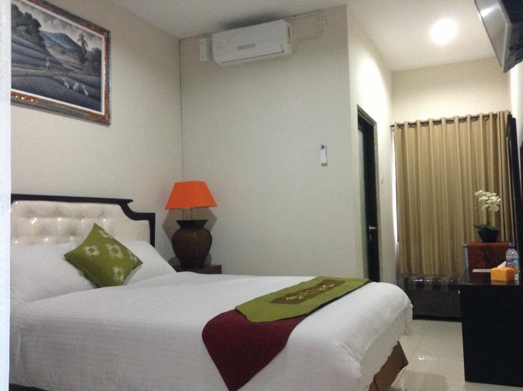 Oyo 734 Tuban Torres Accomodation Kuta  Room photo