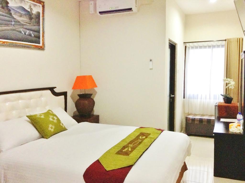 Oyo 734 Tuban Torres Accomodation Kuta  Room photo