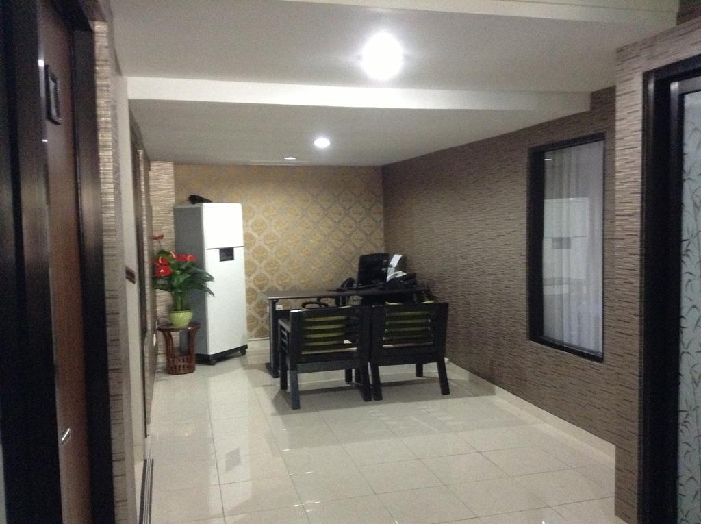 Oyo 734 Tuban Torres Accomodation Kuta  Exterior photo