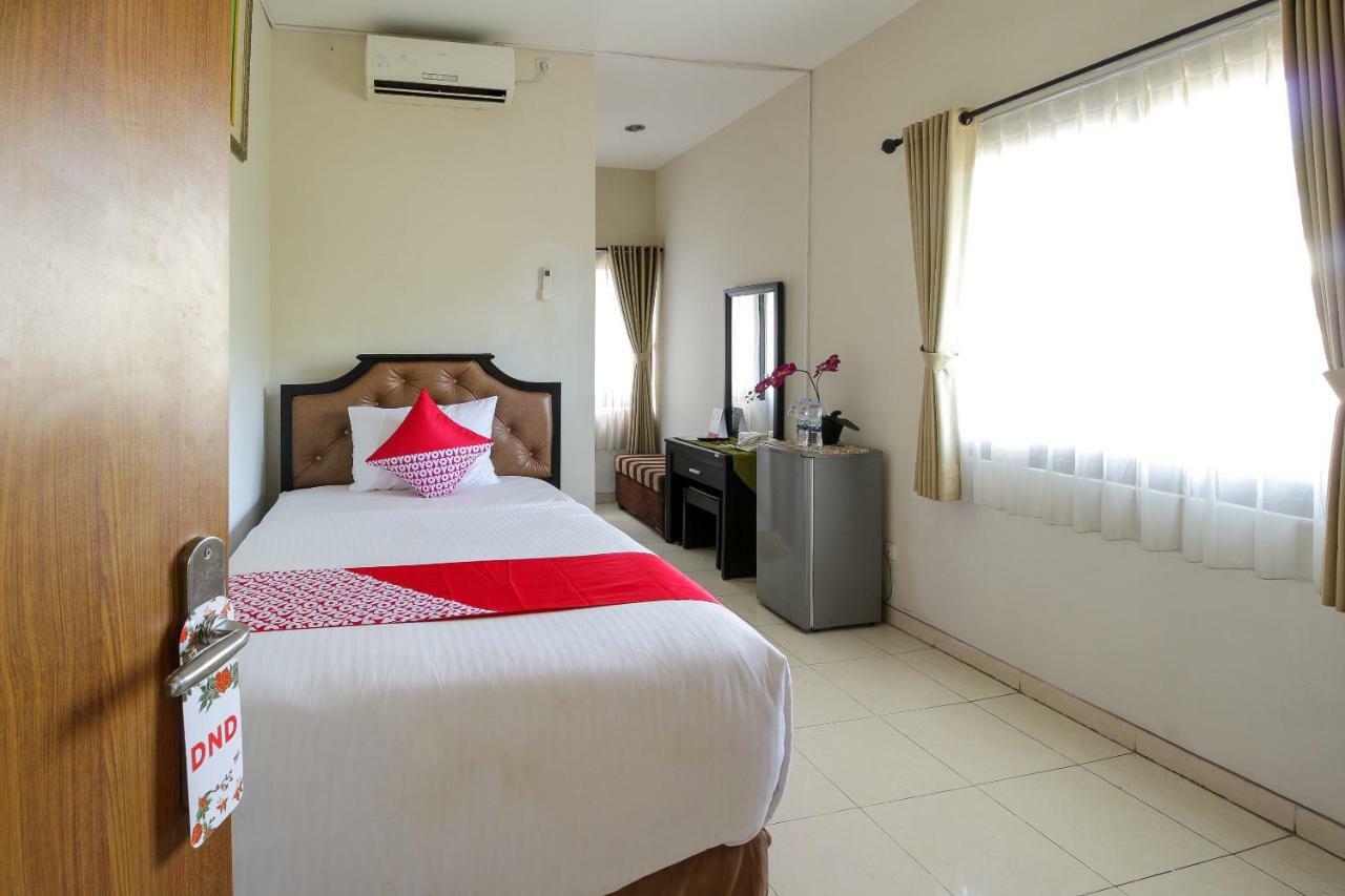 Oyo 734 Tuban Torres Accomodation Kuta  Exterior photo