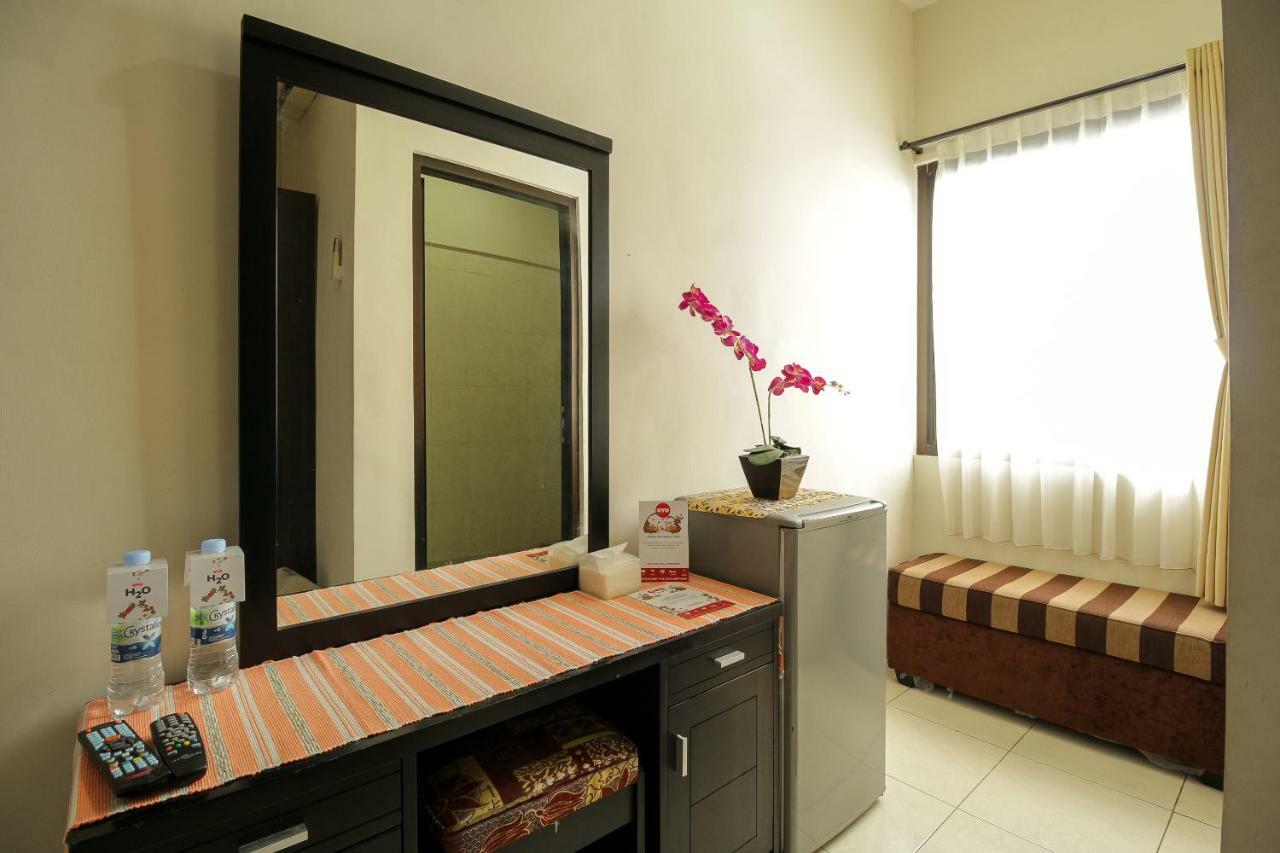 Oyo 734 Tuban Torres Accomodation Kuta  Exterior photo